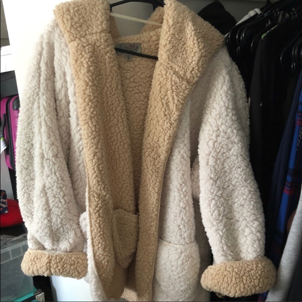 Ecote fuzzy jacket